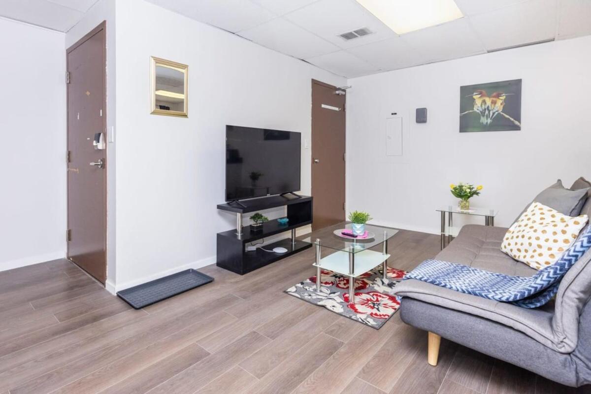 Modern 1Br Condo - Chinatown Near Little Italy Отава Екстериор снимка