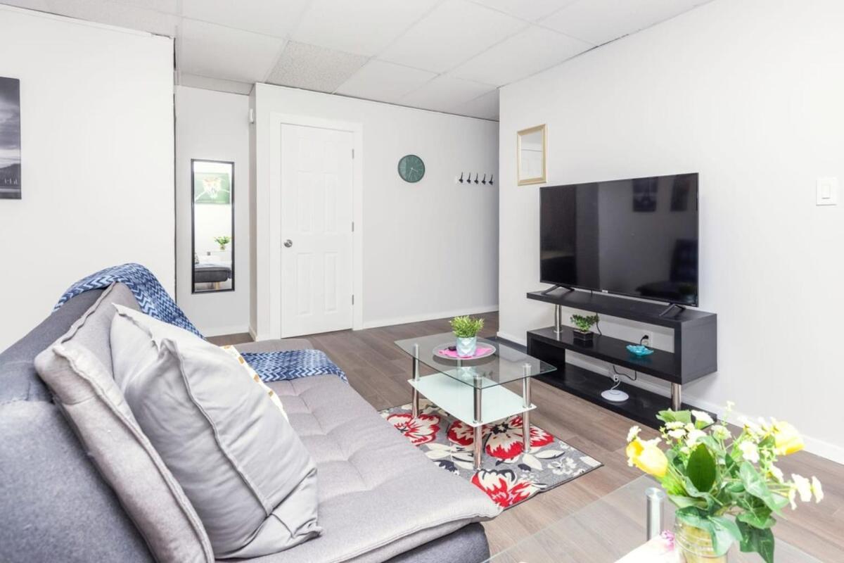 Modern 1Br Condo - Chinatown Near Little Italy Отава Екстериор снимка