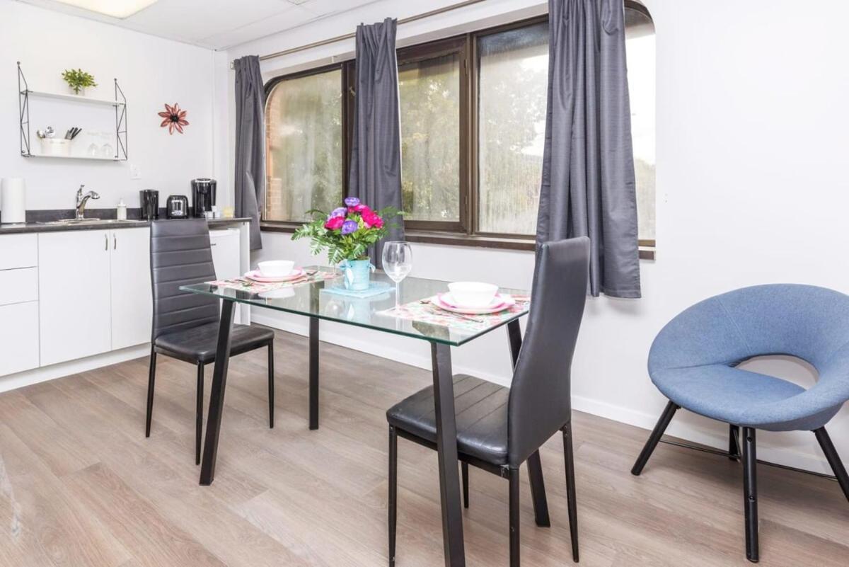 Modern 1Br Condo - Chinatown Near Little Italy Отава Екстериор снимка